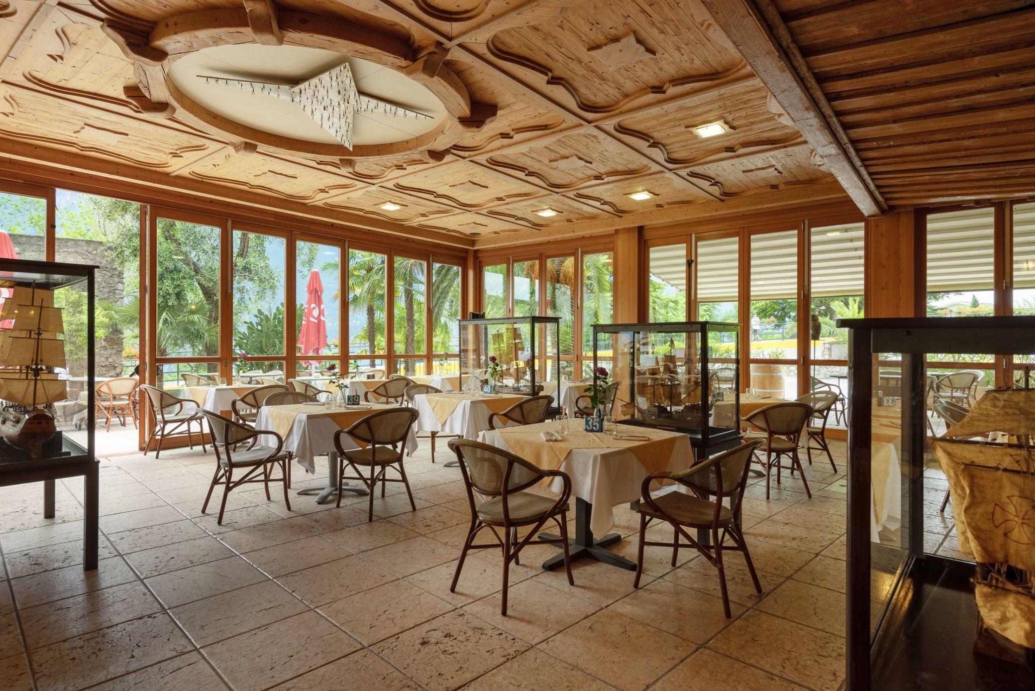 Alexander 4* Limone sul Garda
